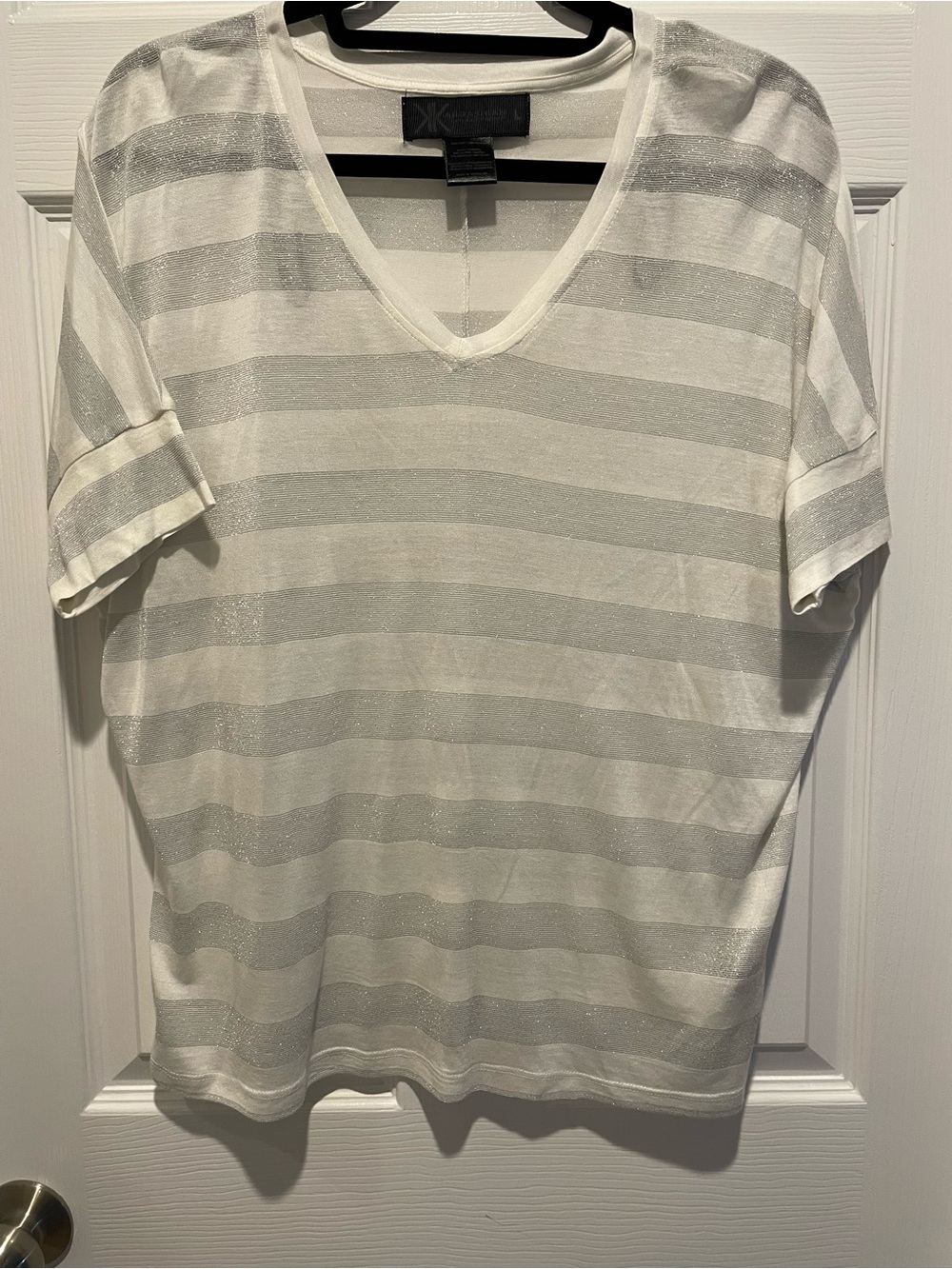 DKNY White and Silver Metallic-Striped V-Neck Short Sleeve Tee
